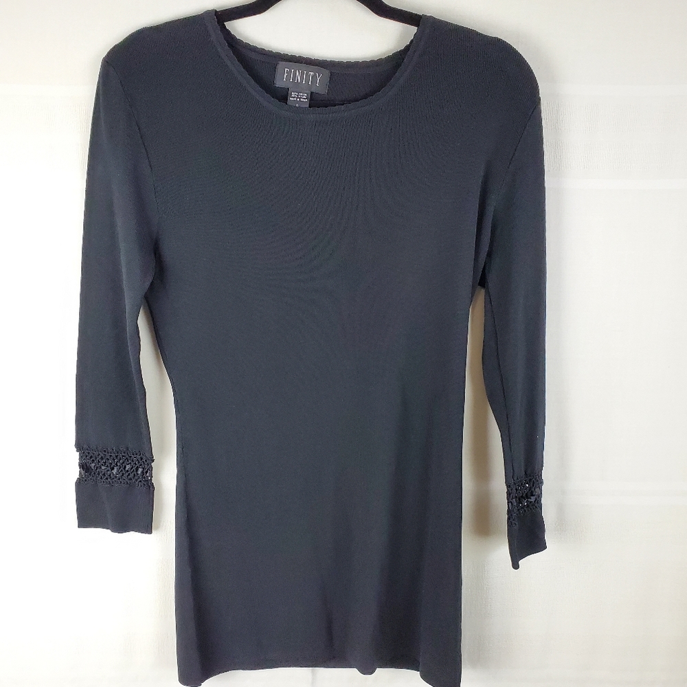 Vintage Finity black top w/crochet detail L